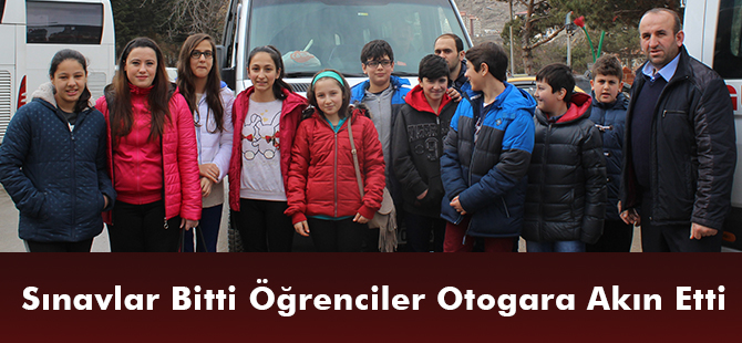 Sınavlar Bitti Öğrenciler Otogara Akın Etti