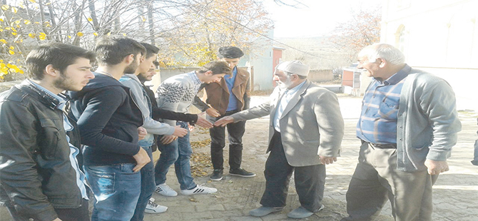 KYK’LI GENÇLERDEN BEŞDEĞİRMEN KÖYÜNE ‘GÖNÜL BAĞI’ ZİYARETİ