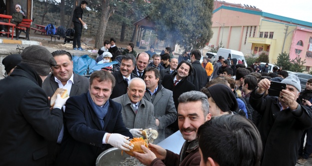 Gümüşhane Lisesinde 1.hamsi şenliği düzenlendi