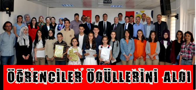 Öğrenciler ödüllerini aldı