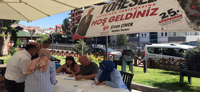 GÜMÜŞHANE’DE PESTİL, PEKMEZ VE YÖRESEL YEMEK YARIŞMASI DÜZENLENDİ