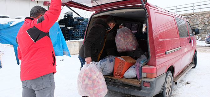 GÜMÜŞHANE’DEN 25 BİN EKMEK DEPREMZEDELER İÇİN YOLA ÇIKTI