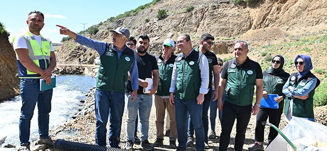 GÜMÜŞHANE'DE İNŞAATLARI DEVAM EDEN BARAJ VE GÖLETLERİN SON DURUMU YERİNDE İNCELENDİ