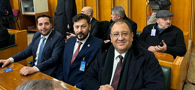 CHP 81 İL BAŞKANINDAN ORTAK AÇIKLAMA: "CUMHURİYET HALK PARTİSİ’NE YÖNELİK KUMPASLARA GEÇİT VERMEYECEĞİZ!"