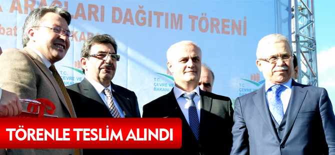 TÖRENLE TESLİM ALINDI