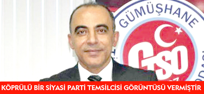 KÖPRÜLÜ BİR SİYASİ PARTİ TEMSİLCİSİ GÖRÜNTÜSÜ VERMİŞTİR