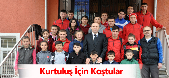 Kurtuluş İçin Koştular