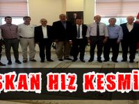 BAŞKAN HIZ KESMİYOR