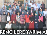 ÖĞRENCİLERE YARIM ALTIN